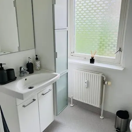 Lovely 1-bedroom In C