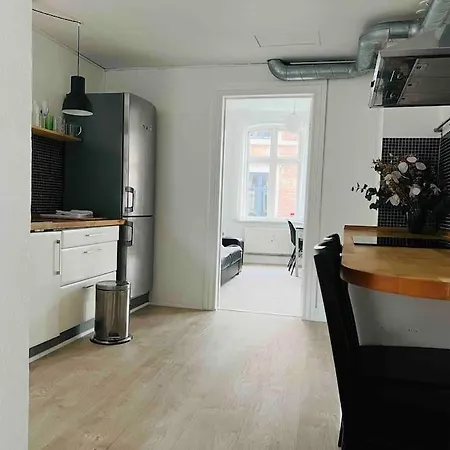 Lovely 1-bedroom In C Aarhus