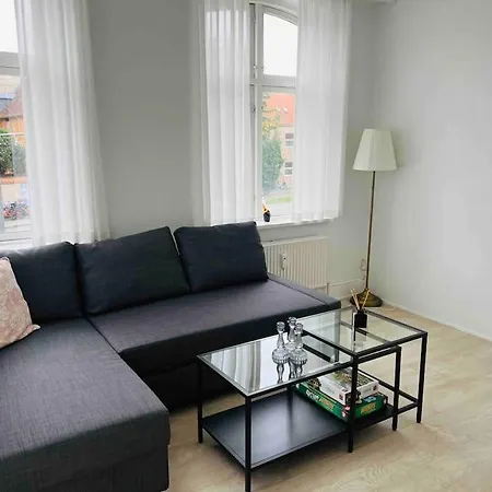 Lovely 1-bedroom In C