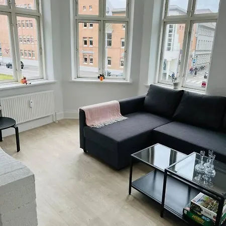 Lovely 1-bedroom In C Aarhus