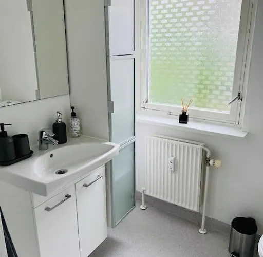 Lovely 1-bedroom In C